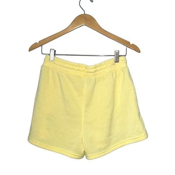 Love Streak Pull On Sweat-pant Material Shorts Embroidered Pale Yellow Size Larg - Picture 3 of 7